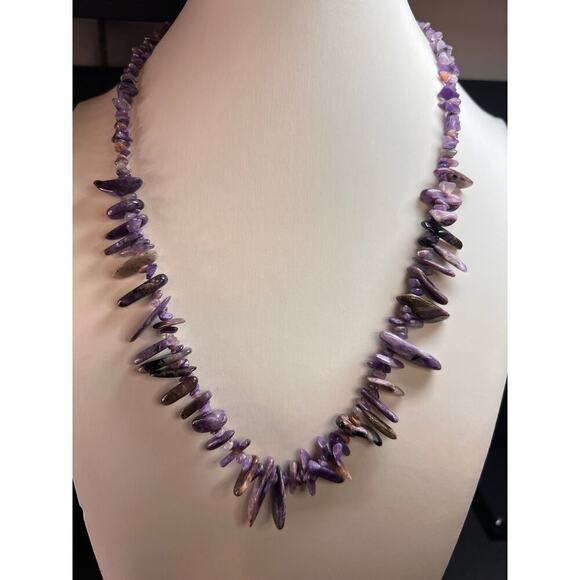NEW charoite graduated chip beaded 20 inch necklace with stainless steel clasp - Picture 2 of 16